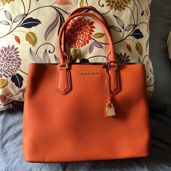 Vintage Michael Kors Handbag - Picture 3 of 10